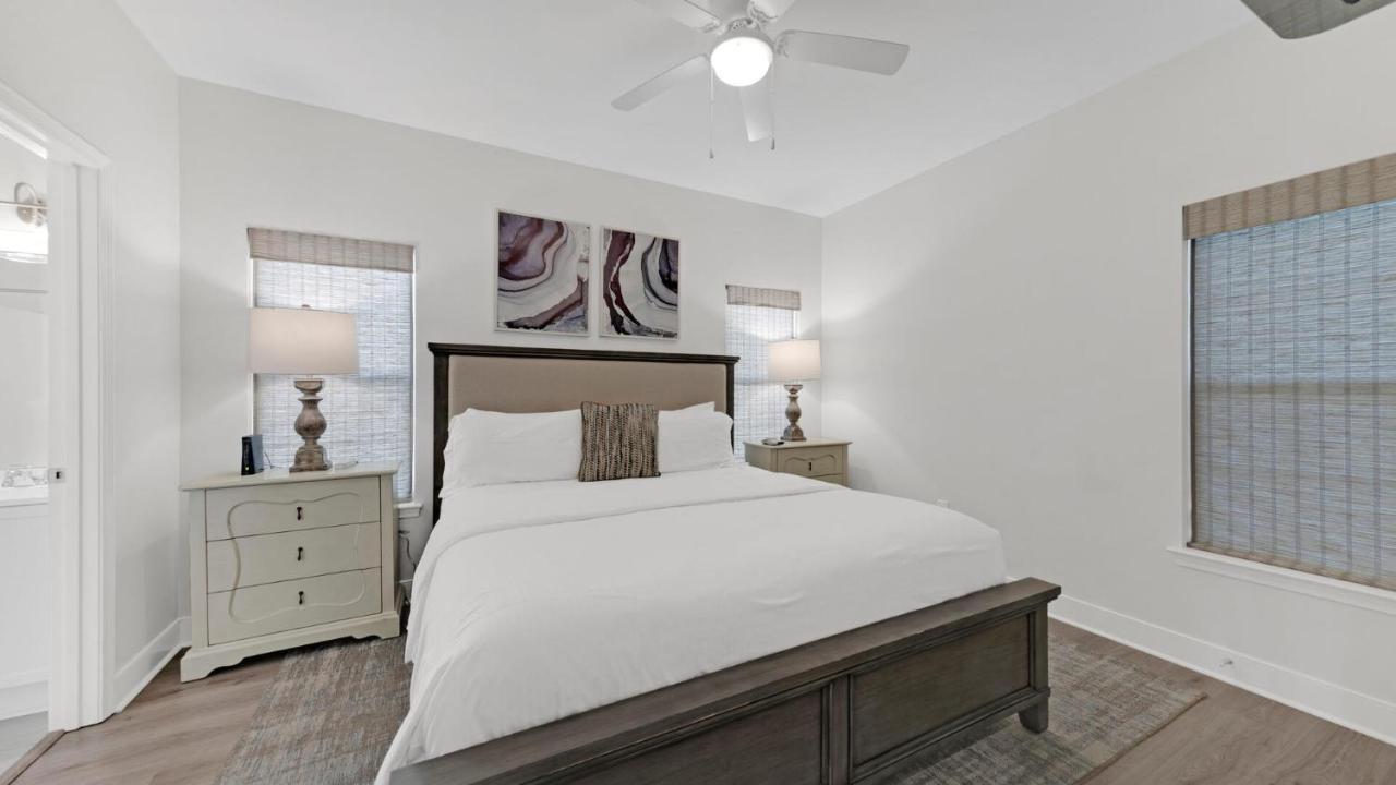 Pelican House - Newly Remodeled, Professionally Decorated, Only About 1 Mile To Seaside! サンタ・ローザ・ビーチ エクステリア 写真